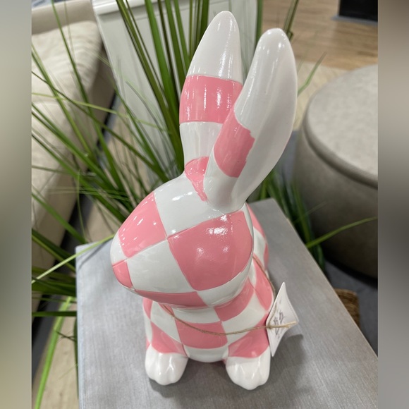 Easter Bunny & Egg Pink and White Checkered Tabletop Decor NWT HTF - Picture 4 of 7